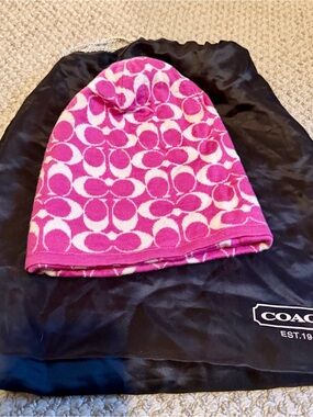 Coach Kids Pink & Cream Signature Knit Hat